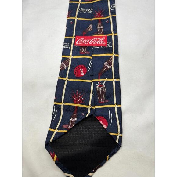 Coca Cola Coke Tie Licensed Novelty Necktie Silk Made in USA - Picture 4 of 5